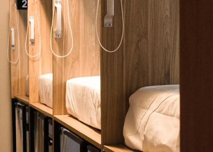 Lounge Capsule Хостел *